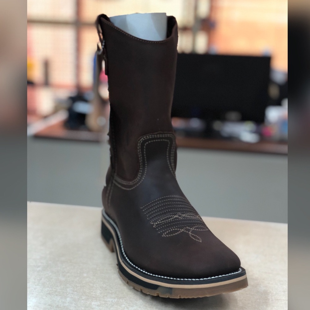 Men work boots